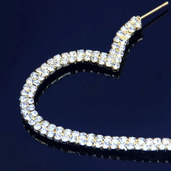 🎀Gorgeous Large Heart Rhinestones Hoop Earings - Picture 7 of 8